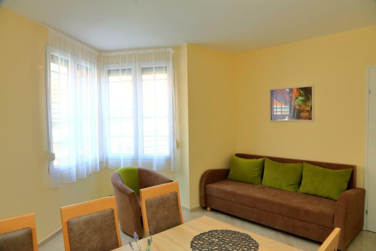 Maria Apartman Печ Экстерьер фото