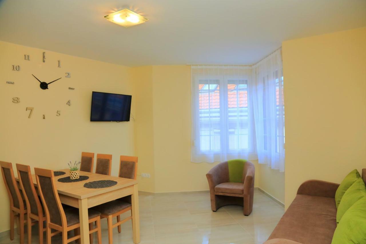Maria Apartman Печ Экстерьер фото