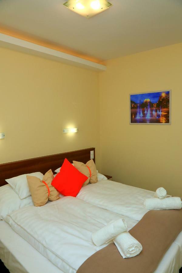 Maria Apartman Печ Экстерьер фото