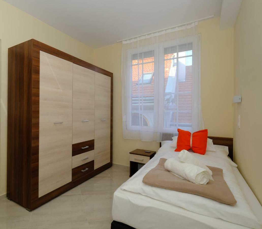 Maria Apartman Печ Экстерьер фото