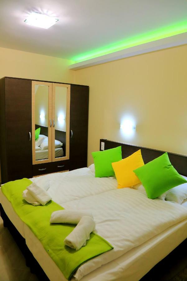 Maria Apartman Печ Экстерьер фото