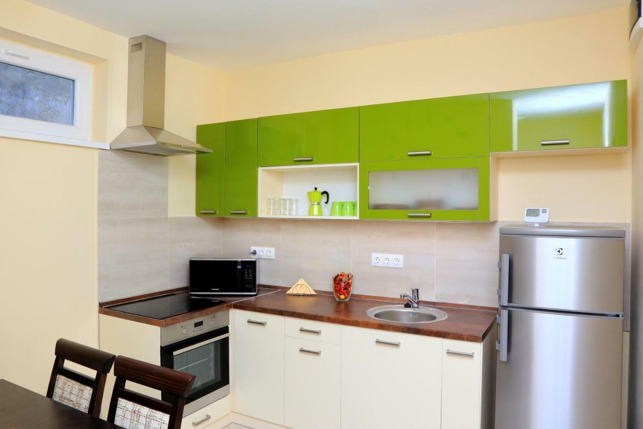 Maria Apartman Печ Экстерьер фото